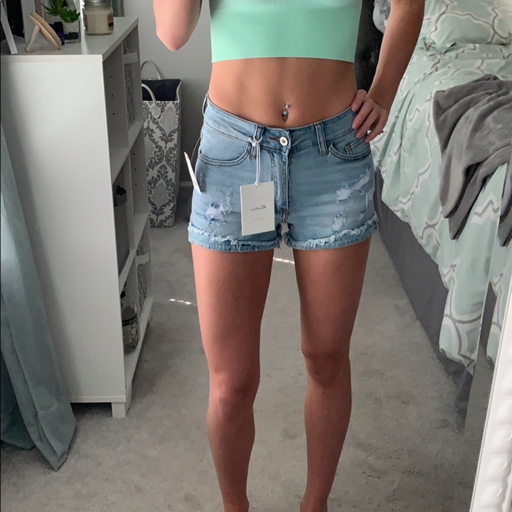 Jean shorts NWT